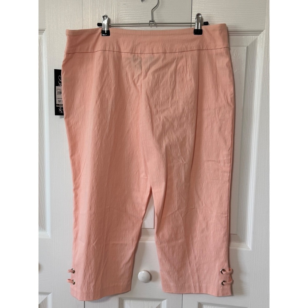 Bella Rose Peach Pink Textured Capri Pants Lace Up Hem PXL NEW